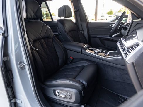 Used 2025 BMW X5 M60i w/ Climate Comfort Package AWD/4WD image 45