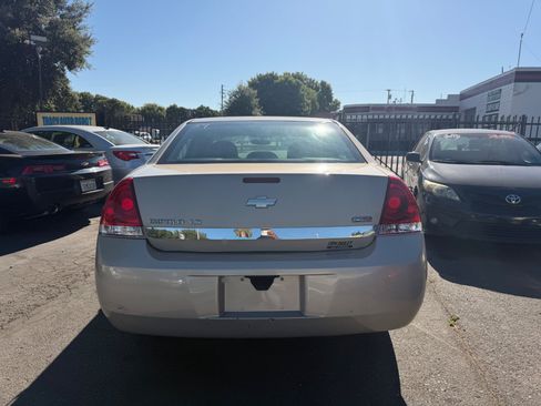 Used 2009 Chevrolet Impala LS FWD image 1