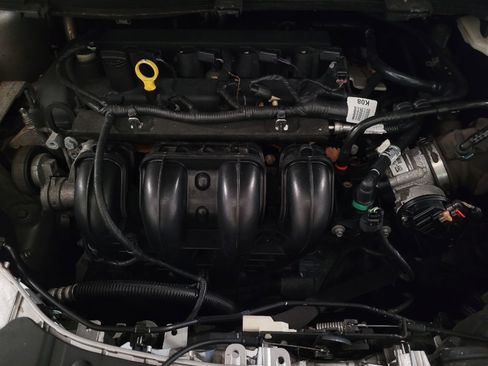 Used 2017 Ford Escape S FWD image 30