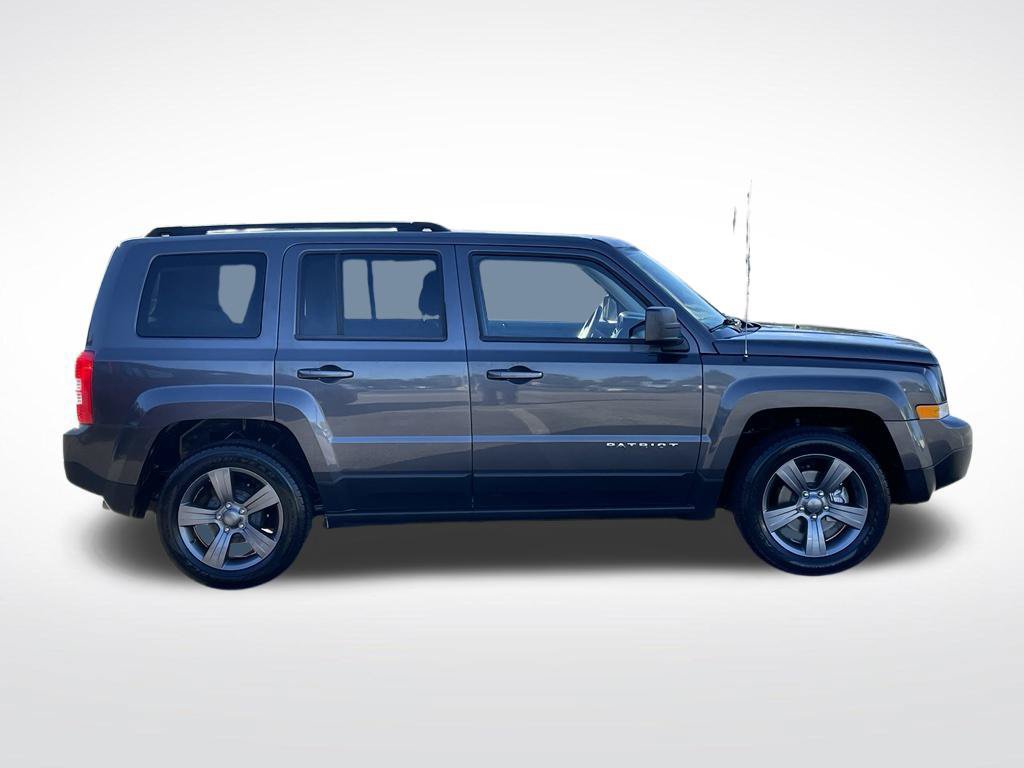 Used 2015 Jeep Patriot High Altitude FWD image 7