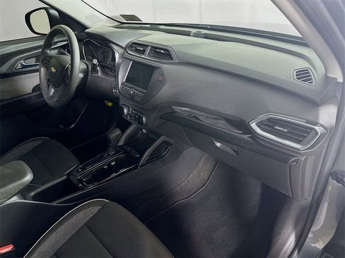 Used 2022 Chevrolet TrailBlazer LT image 31