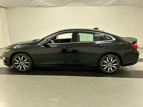 Used 2023 Chevrolet Malibu RS w/ LPO, Floor Liner Package image 6