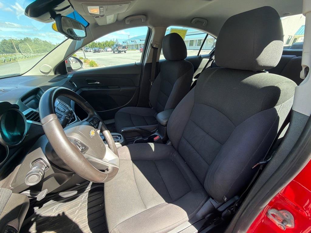 Used 2014 Chevrolet Cruze LT FWD image 12