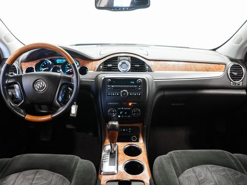 Used 2010 Buick Enclave CX w/ Driver Confidence Package image 11