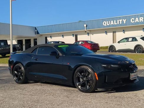 Used 2022 Chevrolet Camaro LT w/ Technology Package image 2