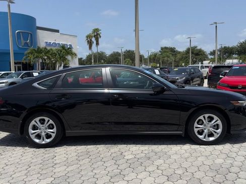 Used 2024 Honda Accord LX image 12