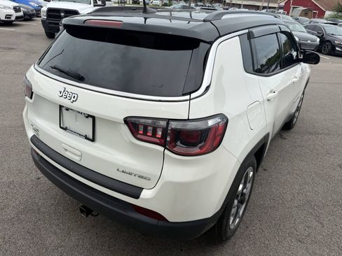 Used 2019 Jeep Compass Limited AWD/4WD image 7