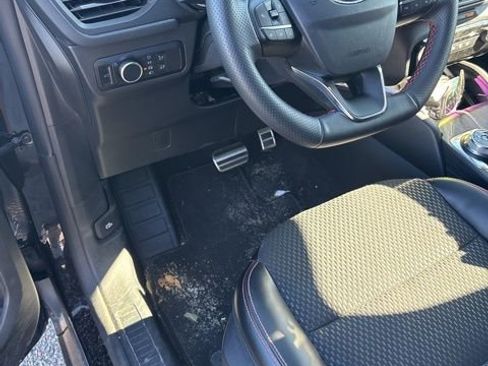 Used 2024 Ford Escape ST-Line w/ Tech Pack #1 image 11