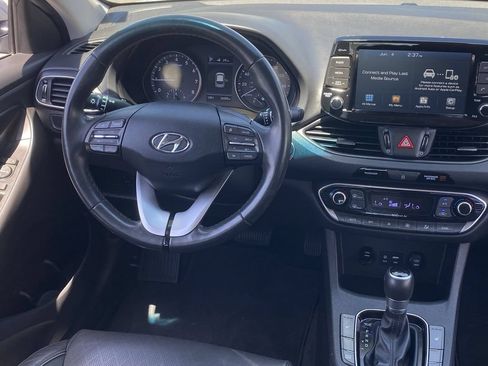 Used 2020 Hyundai Elantra GT w/ Style Package 02 FWD image 13