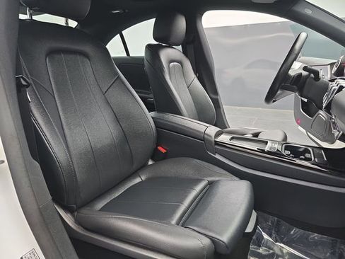Used 2025 Mercedes-Benz CLA 250 image 32