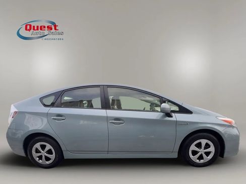 Used 2013 Toyota Prius Three FWD image 2