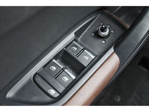Used 2018 Audi Q5 2.0T Premium AWD/4WD image 24