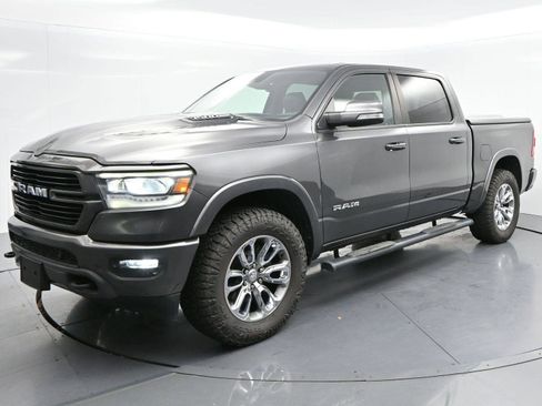 Used 2021 RAM 1500 Laramie AWD/4WD image 3