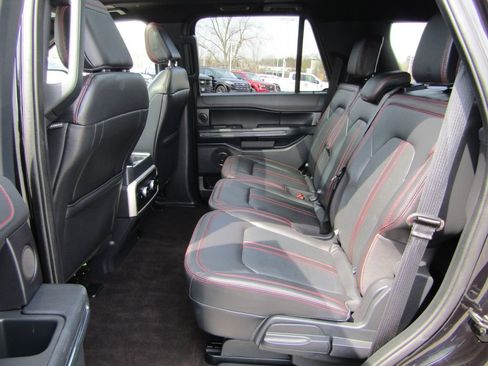 Used 2023 Ford Expedition Limited AWD/4WD image 19