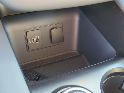 New 2026 Ford Explorer Active w/ Active Comfort Package image 32