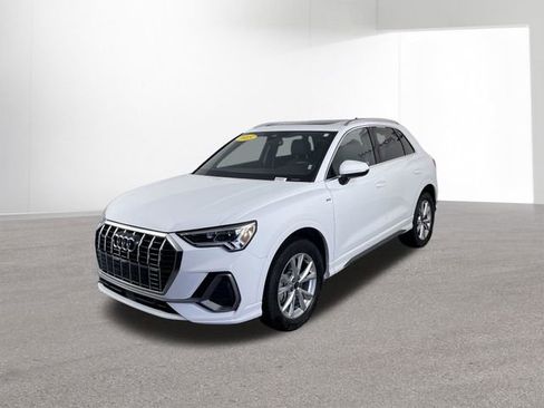 Used 2025 Audi Q3 2.0T Premium image 10