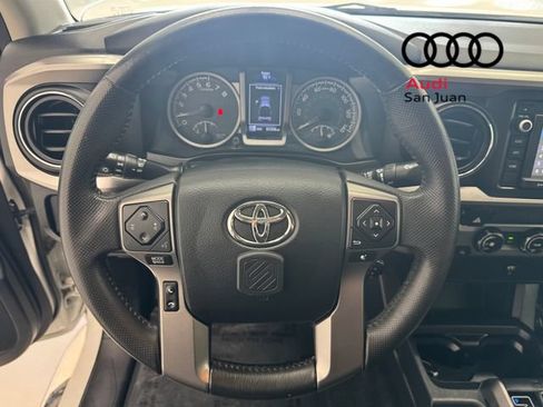 Used 2017 Toyota Tacoma SR5 w/ Tow Package RWD image 22