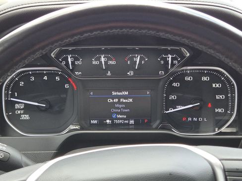 Used 2021 GMC Sierra 1500 SLT w/ SLT Premium Plus Package AWD/4WD image 31