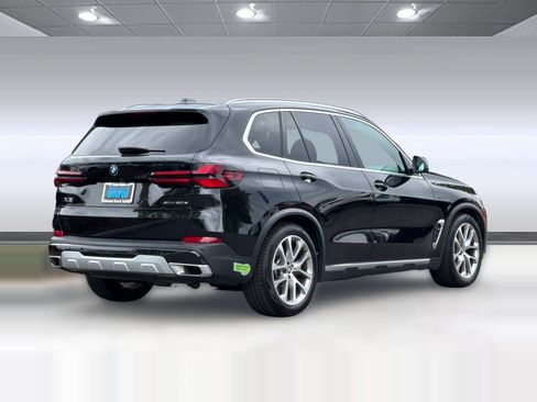 Used 2024 BMW X5 xDrive50e w/ Premium Package AWD/4WD image 9