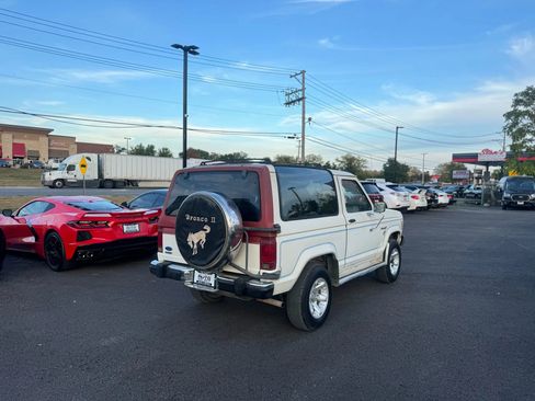 Used 1986 Ford Bronco II 4WD image 3