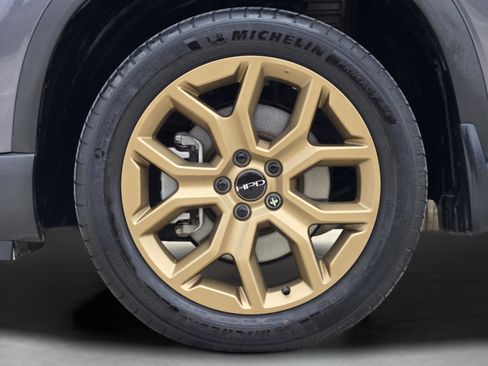 Certified 2024 Honda Pilot Touring image 30