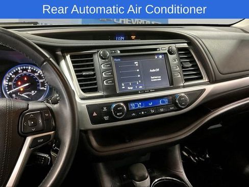 Used 2016 Toyota Highlander Plus w/ Protection Package #3 image 12