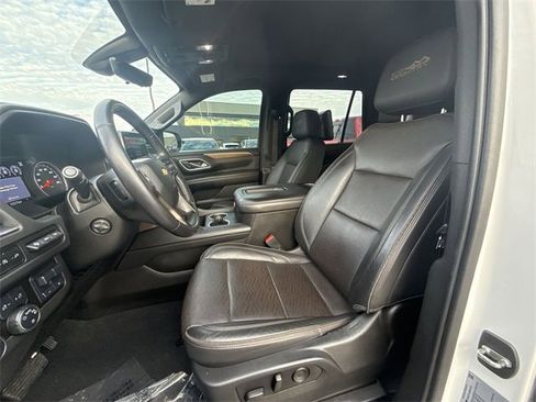 Used 2021 Chevrolet Tahoe High Country w/ Premium Package image 11