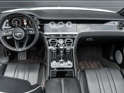 Certified 2022 Bentley Continental GT AWD/4WD image 4
