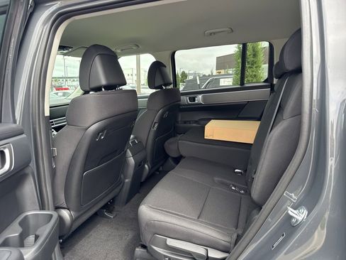 New 2026 Hyundai Santa Fe SE FWD image 9