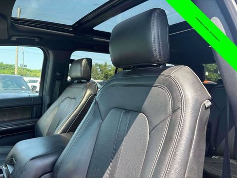 Used 2019 Ford Expedition Limited w/ Equipment Group 302A AWD/4WD image 5