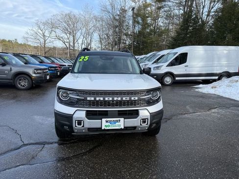 Certified 2025 Ford Bronco Sport Badlands image 8