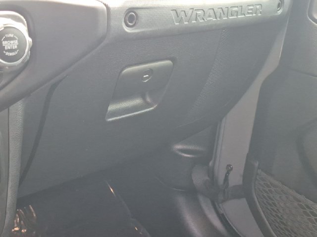 Used 2021 Jeep Wrangler Unlimited Rubicon AWD/4WD image 18