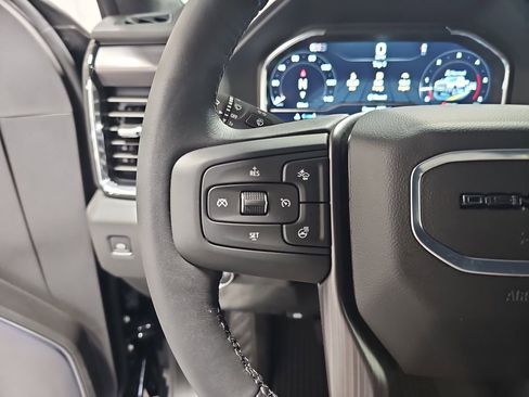 New 2025 GMC Sierra 2500 Denali Ultimate image 16