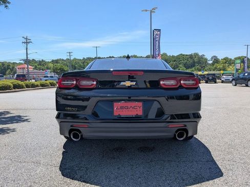 Used 2021 Chevrolet Camaro LT RWD image 7