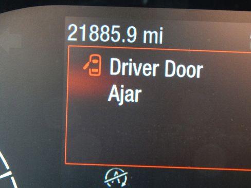 Used 2019 Ford Transit Connect XLT image 23