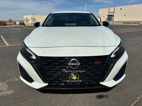 Certified 2024 Nissan Altima 2.5 SR w/ SR Premium Package image 8