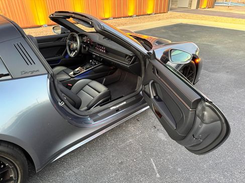 Used 2026 Porsche 911 Targa 4 GTS image 16