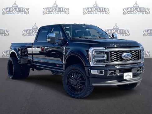 New 2026 Ford F450 Platinum w/ Platinum Plus Package AWD/4WD image 1