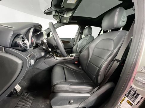 Certified 2019 Mercedes-Benz GLC 300 4MATIC image 20