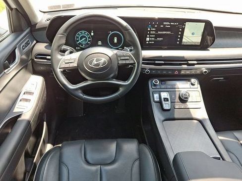 Certified 2023 Hyundai Palisade Limited AWD/4WD image 12