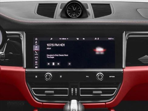 New 2026 Porsche Macan GTS image 7