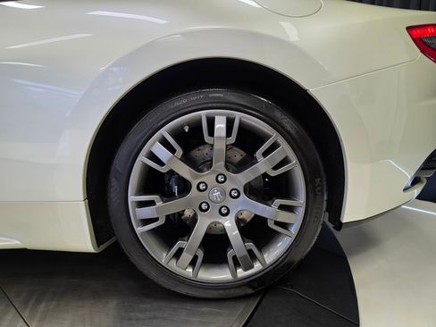 Used 2013 Maserati GranTurismo Sport image 38