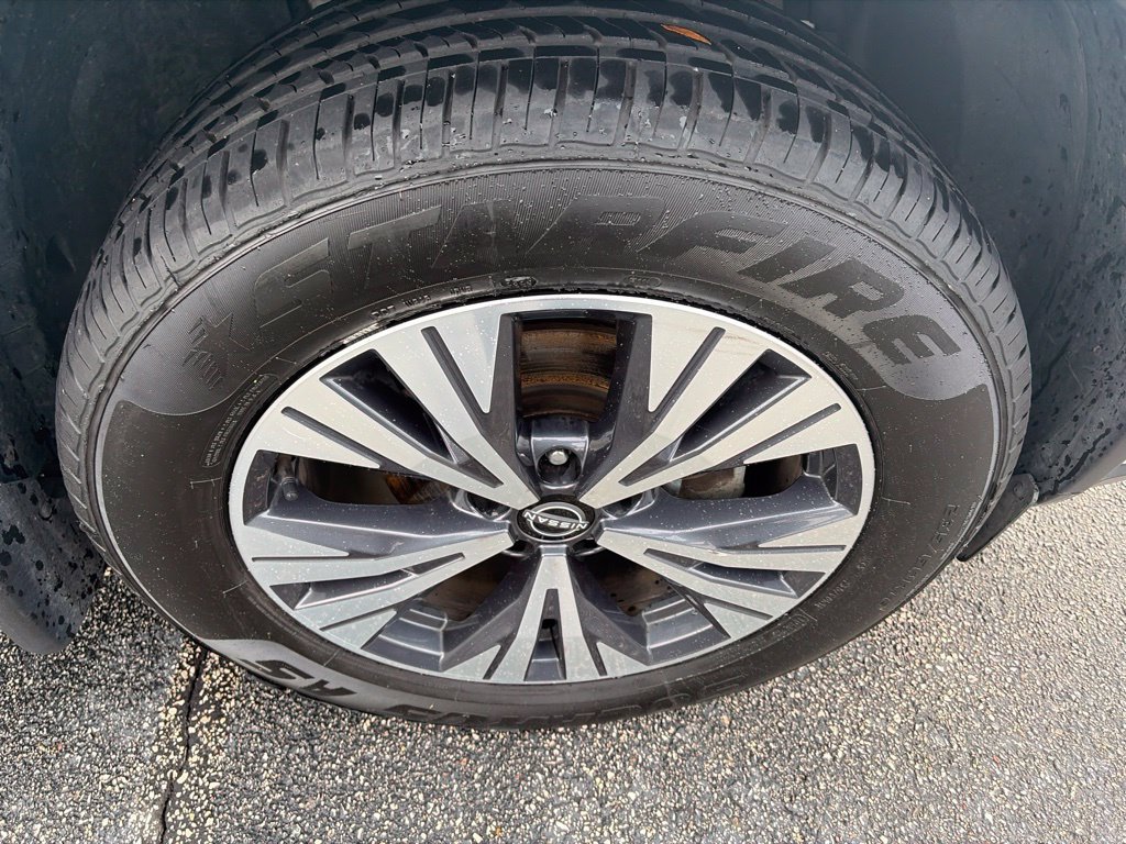 Used 2023 Nissan Rogue SV FWD image 34