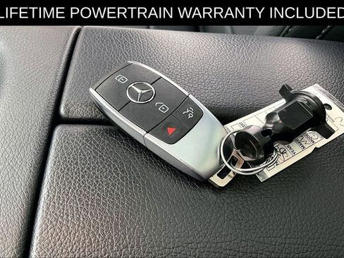 Used 2025 Mercedes-Benz GLS 450 4MATIC w/ AMG Line Exterior image 13