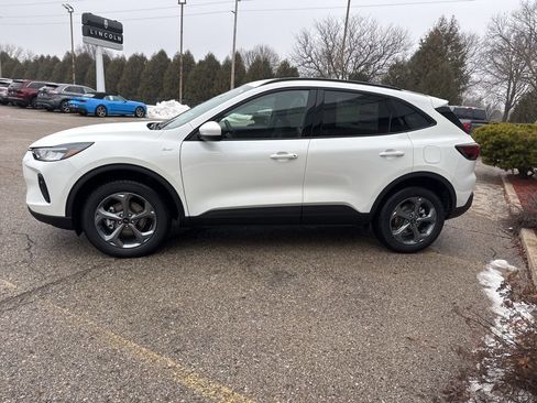 New 2026 Ford Escape ST-Line Select AWD/4WD image 4
