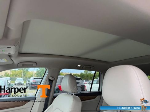Used 2024 Volkswagen Atlas SE w/ Panoramic Sunroof Package AWD/4WD image 20