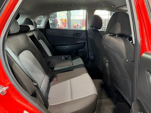 Used 2019 Hyundai Kona SE AWD/4WD image 9