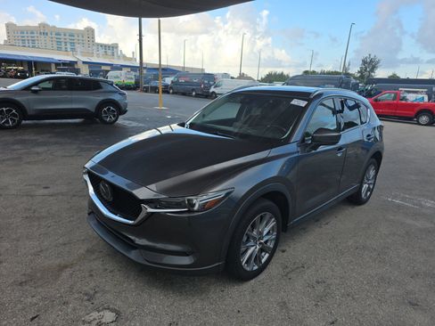 Used 2020 MAZDA CX-5 Grand Touring FWD image 2