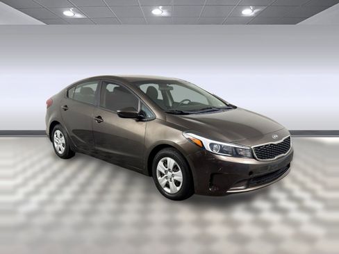 Used 2018 Kia Forte LX w/ LX Popular Package image 7
