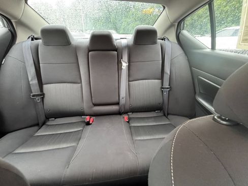 Used 2025 Nissan Altima 2.5 SV FWD image 32